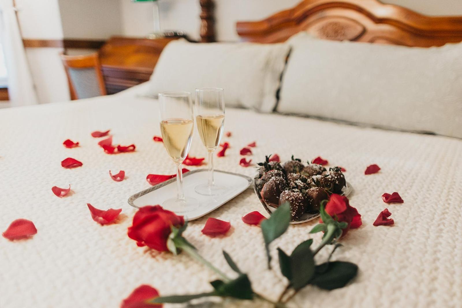 Friendly City Inn B&B Харрисонберг Экстерьер фото