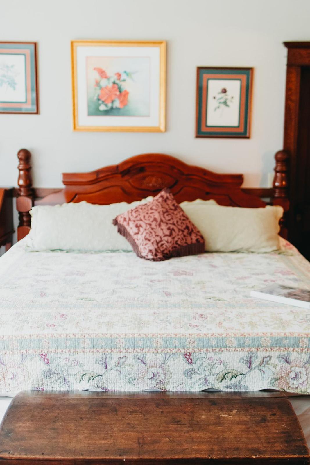 Friendly City Inn B&B Харрисонберг Экстерьер фото